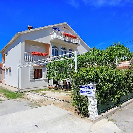 Guest House Barba Bibinje Ngoại thất bức ảnh