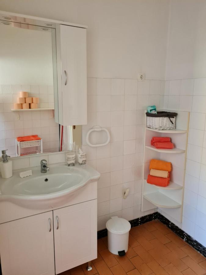 Guest House Barba Bibinje Ngoại thất bức ảnh