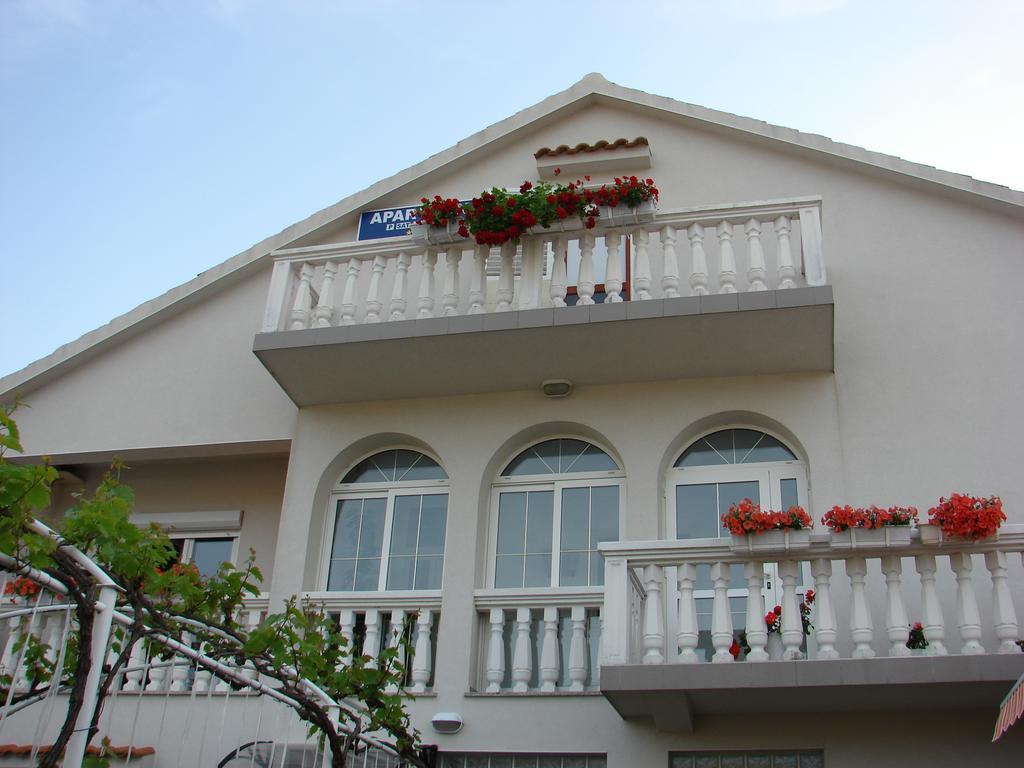Guest House Barba Bibinje Ngoại thất bức ảnh