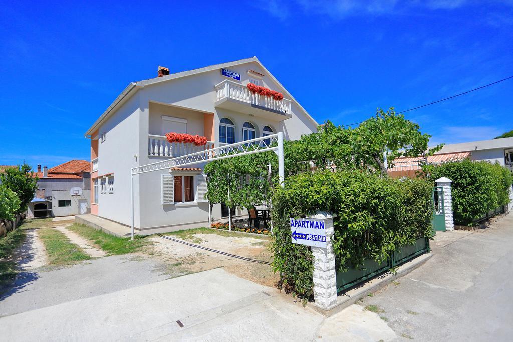 Guest House Barba Bibinje Ngoại thất bức ảnh