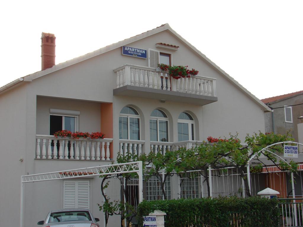 Guest House Barba Bibinje Ngoại thất bức ảnh